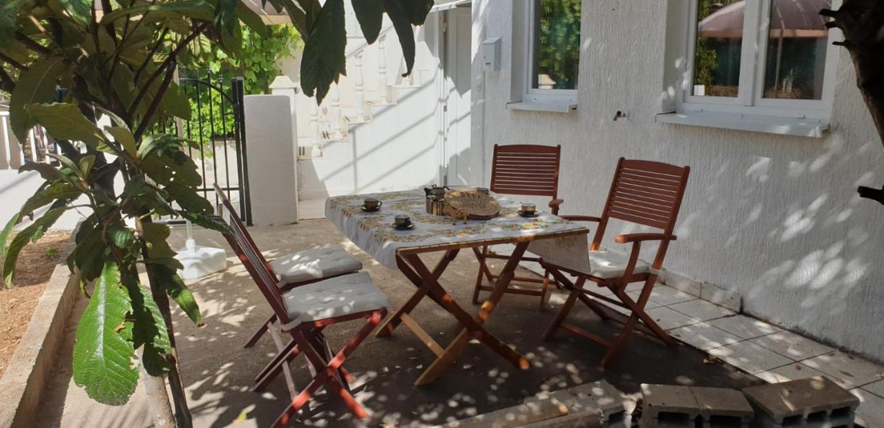 Roses Apartment Brac Sutivan Εξωτερικό φωτογραφία
